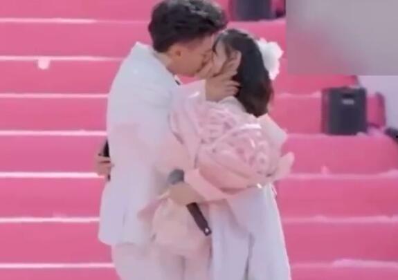 娱乐爆料徐艺洋是真的吗,娱乐爆料背后的真相